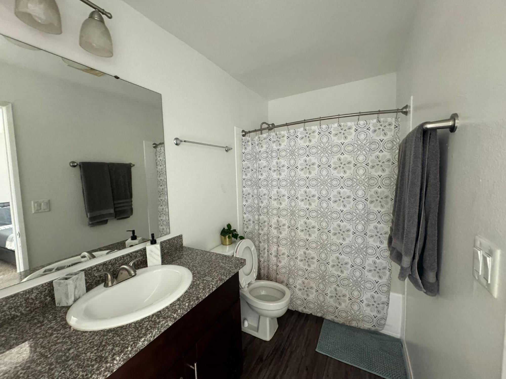 Incredible Two Bedroom Hollywood Apartments Free Parking Los Angeles Extérieur photo