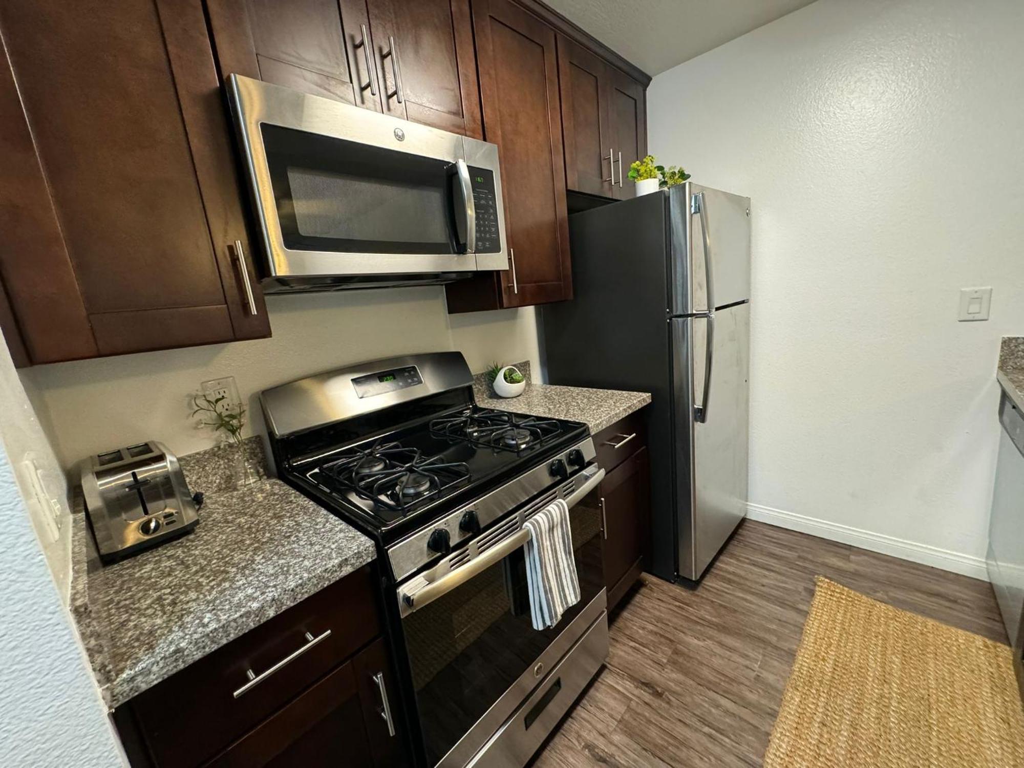 Incredible Two Bedroom Hollywood Apartments Free Parking Los Angeles Extérieur photo