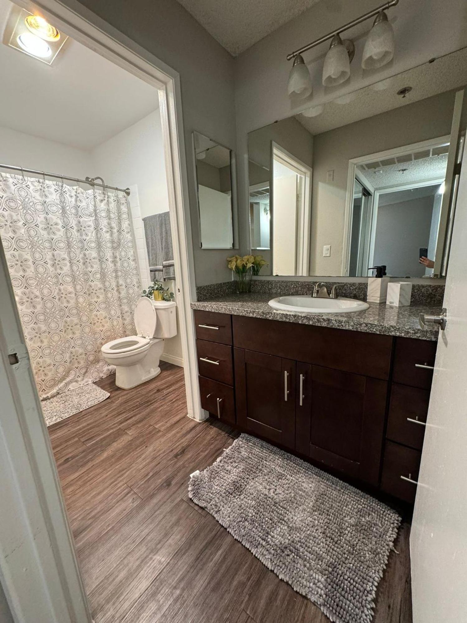 Incredible Two Bedroom Hollywood Apartments Free Parking Los Angeles Extérieur photo