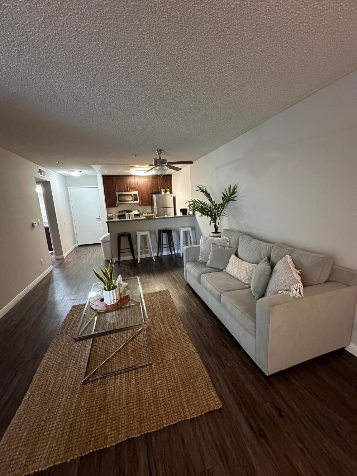 Incredible Two Bedroom Hollywood Apartments Free Parking Los Angeles Extérieur photo